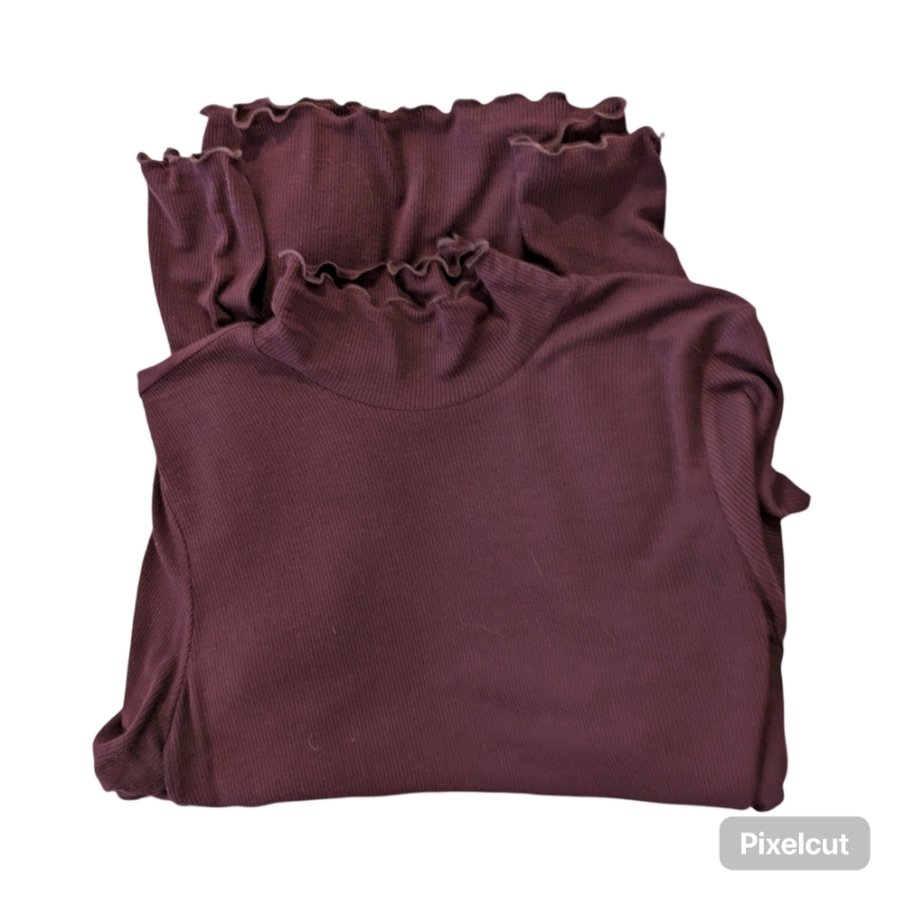 Tahari Lettuce Edge Pullover Dressy Top M - Picture 1 of 11